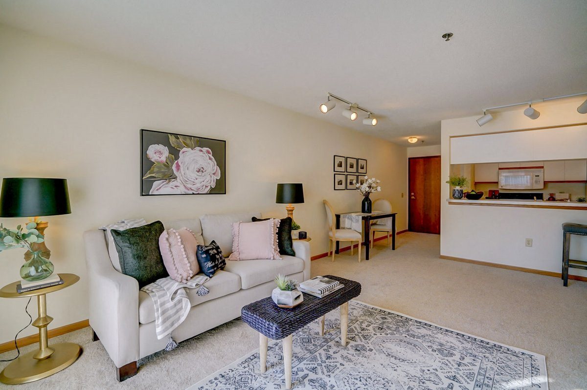 Gallery Photo 18